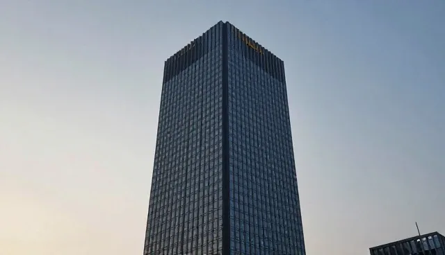 洛阳建站公司如何选择标准官网套餐的性能优化方案